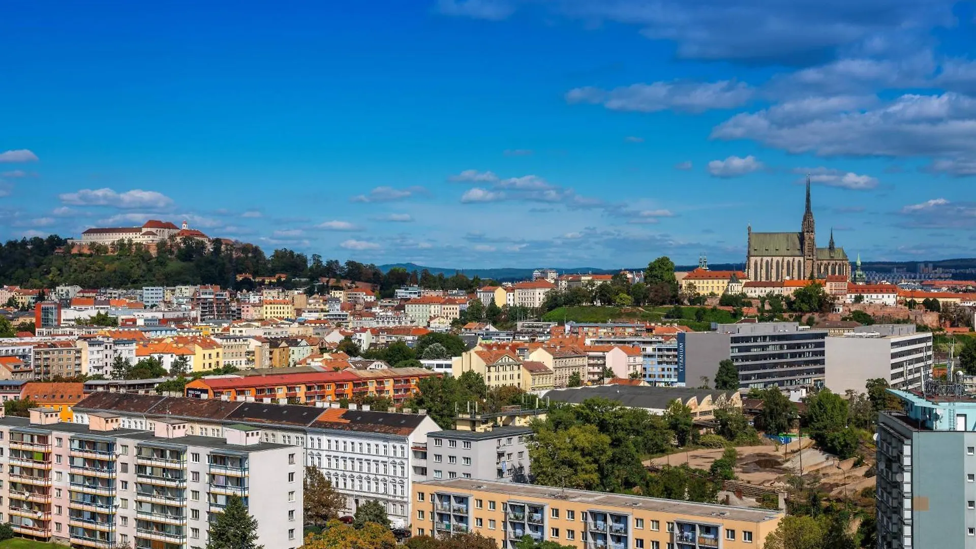 Courtyard By Marriott Brno Hotell 4*,