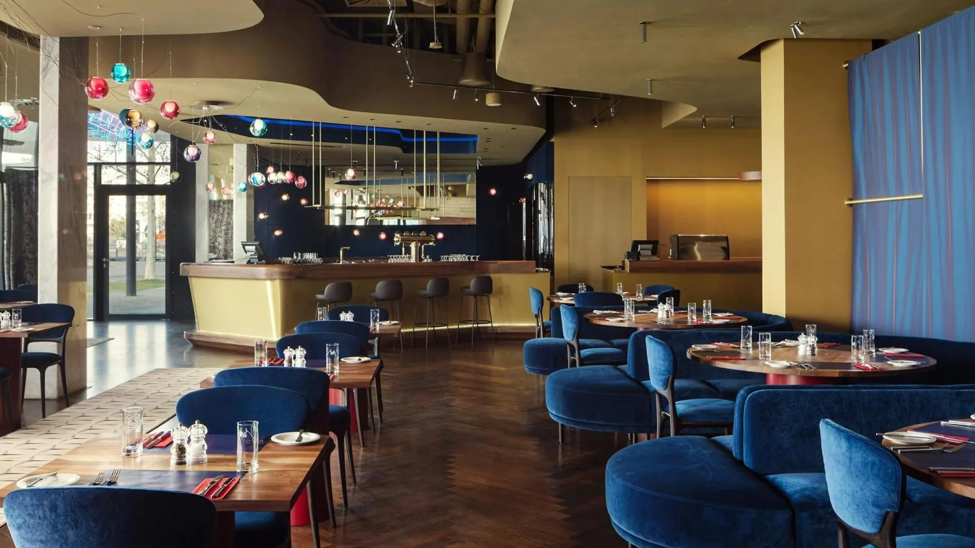 Courtyard By Marriott Brno Hotell 4*,  Tjeckien