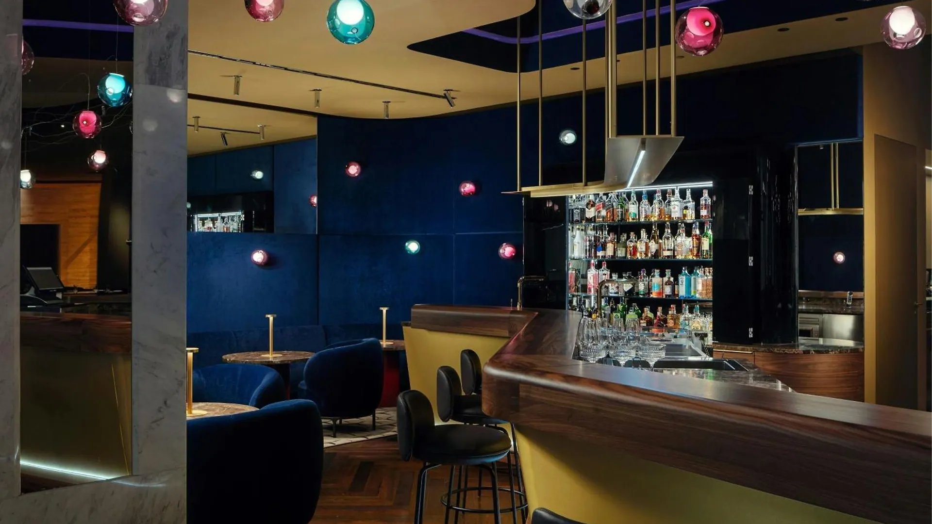 Courtyard By Marriott Brno Hotell