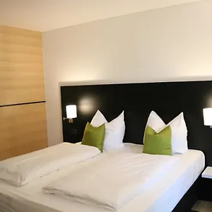 Ill By Wmm Hotell